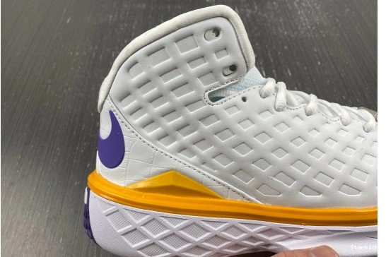  Kobe 3  MVP 318695-151 SL Nike 0826